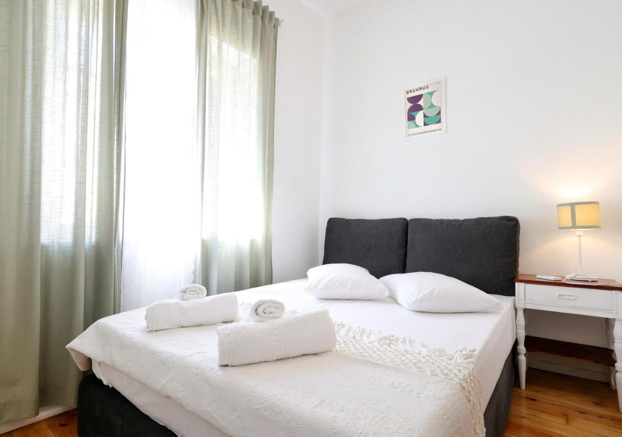 Feidiou 1 Apartamento Aegina Exterior foto